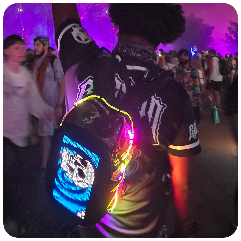 RaveBeetle Elytra LED Hydration Pack – Festival Backpack with Water Bladder (Holographic Silver)